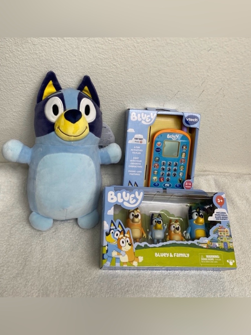 NWT New Bluey HugMees + Bluey Family Figurines + Vtech Ring Ring Phone Gift Set